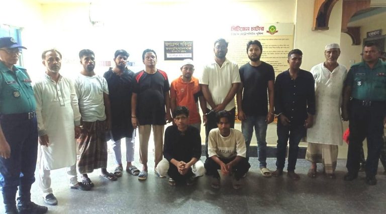 চট্টগ্রামে মিছিল করতে এসে ছাত্রলীগ, শ্রমিকলীগ ও আওয়ামীলীগের ১১জন গ্রেফতার