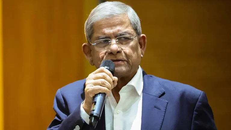 **“রাস্তায় নয়, সব কর্মকাণ্ড সংসদকেন্দ্রিক করতে হবে”—মির্জা ফখরুল**