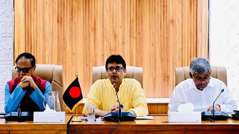 **এসএমই খাতকে জাতীয় অর্থনীতির চালিকাশক্তিতে রূপান্তরের উদ্যোগ**