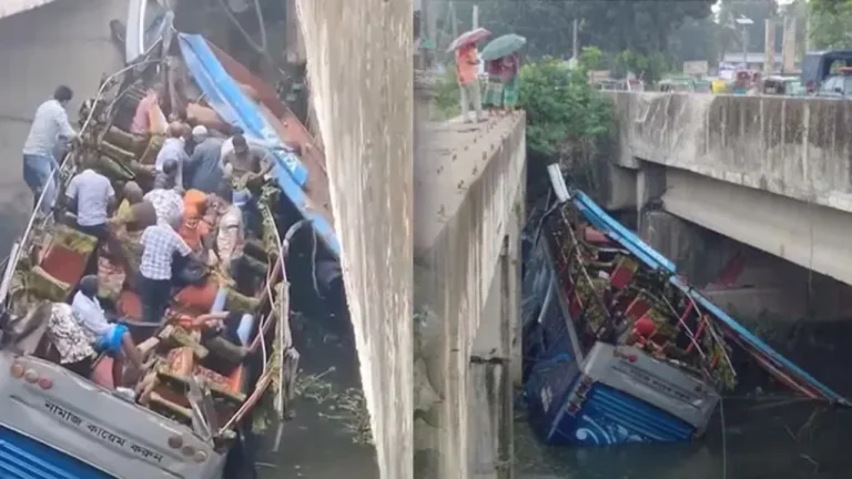 মানিকগঞ্জে নিয়ন্ত্রণ হারিয়ে সেতুর নিচে বাস, নিহত ১, আহত ১০