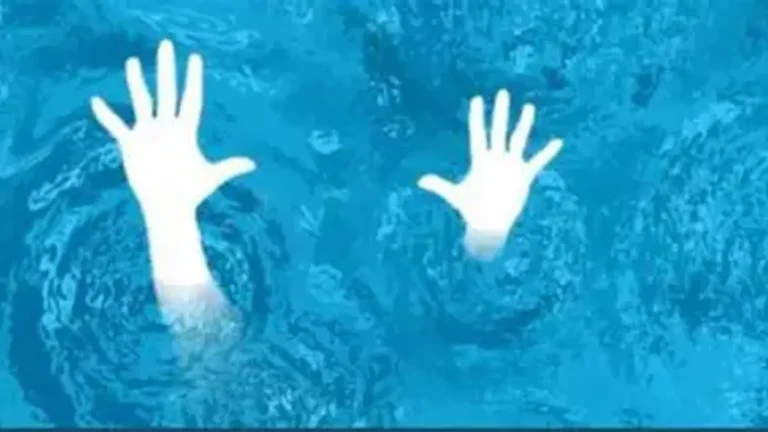 খেলতে গিয়ে খালের পানিতে ডুবে গেল ২ শিশু